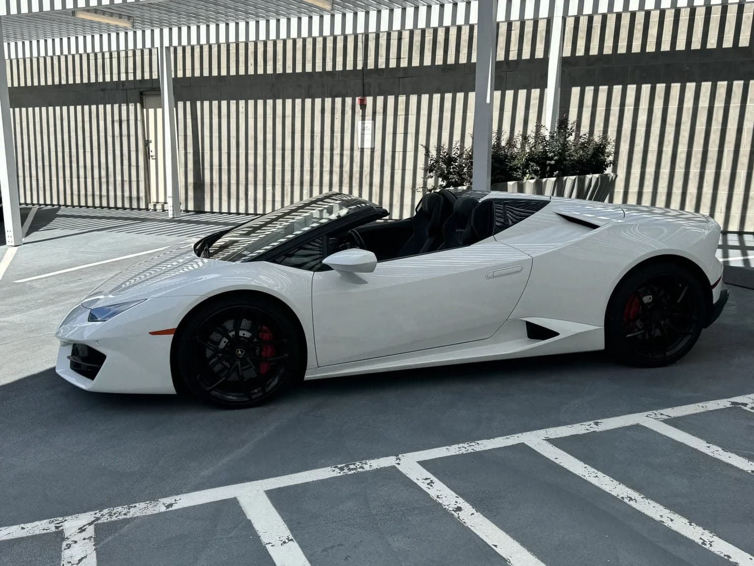 LAMBORGHINI HURACAN